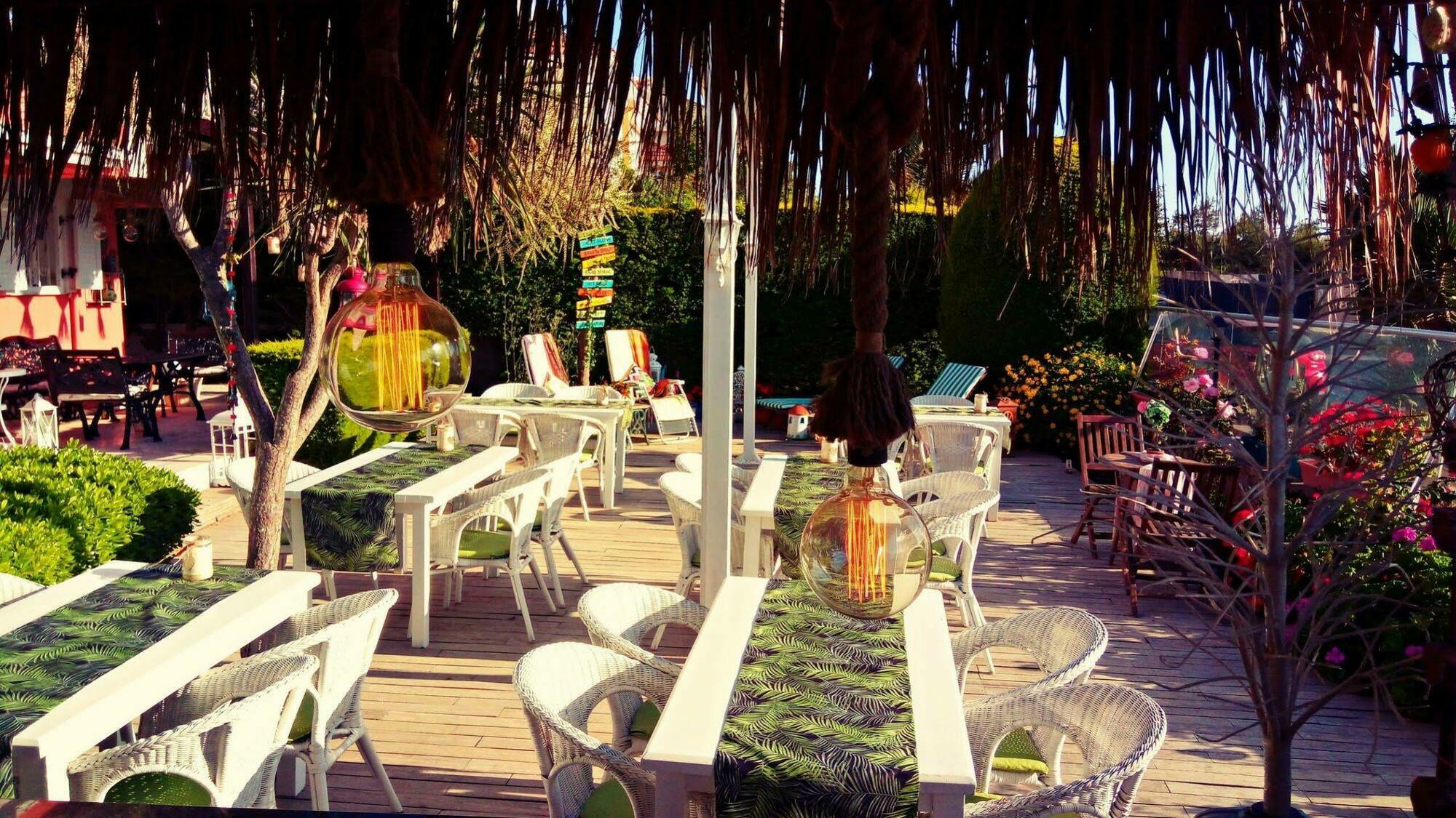House Butik Hotel Ізмір Екстер'єр фото